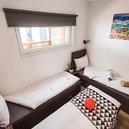 Apartament Seaside With A Swimming Pool - 16362